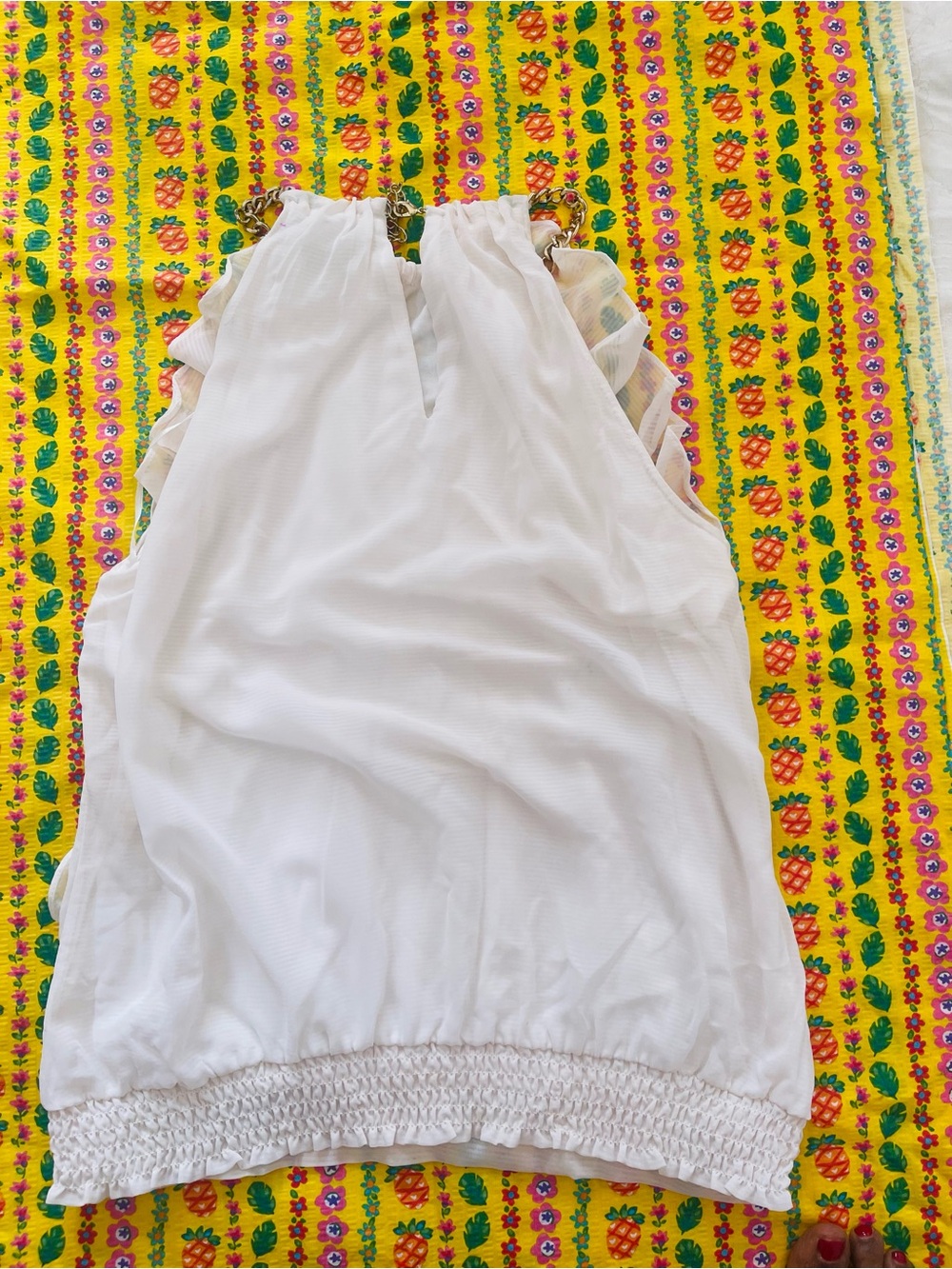 Cache Cream Ruffle Tank with Gold Chain Straps - Picture 3 of 5